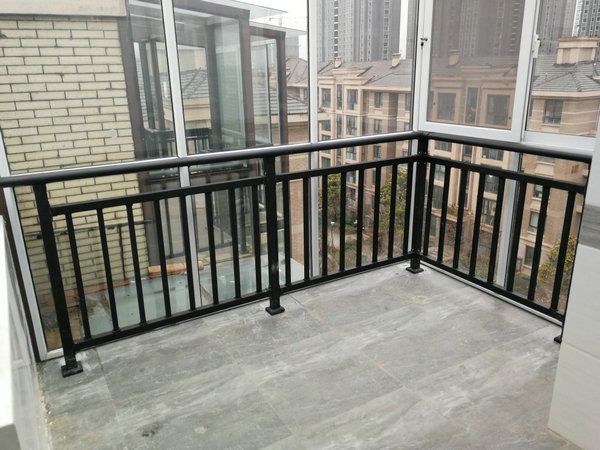 辨別鋅鋼護欄表面處理優劣的方法有哪些？