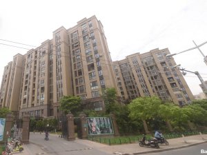 上海寧興上尚灣小區(qū)百葉窗、樓梯扶手定制 上海寧興上尚灣小區(qū)百葉窗、樓梯扶手定制