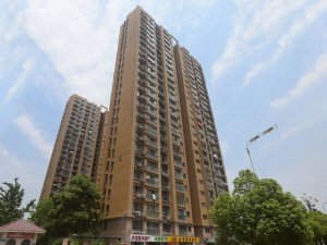 合肥鴻輝苑小區空調護欄、樓梯扶手定制