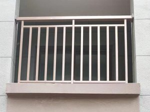 陽臺欄桿用什么材料好？
